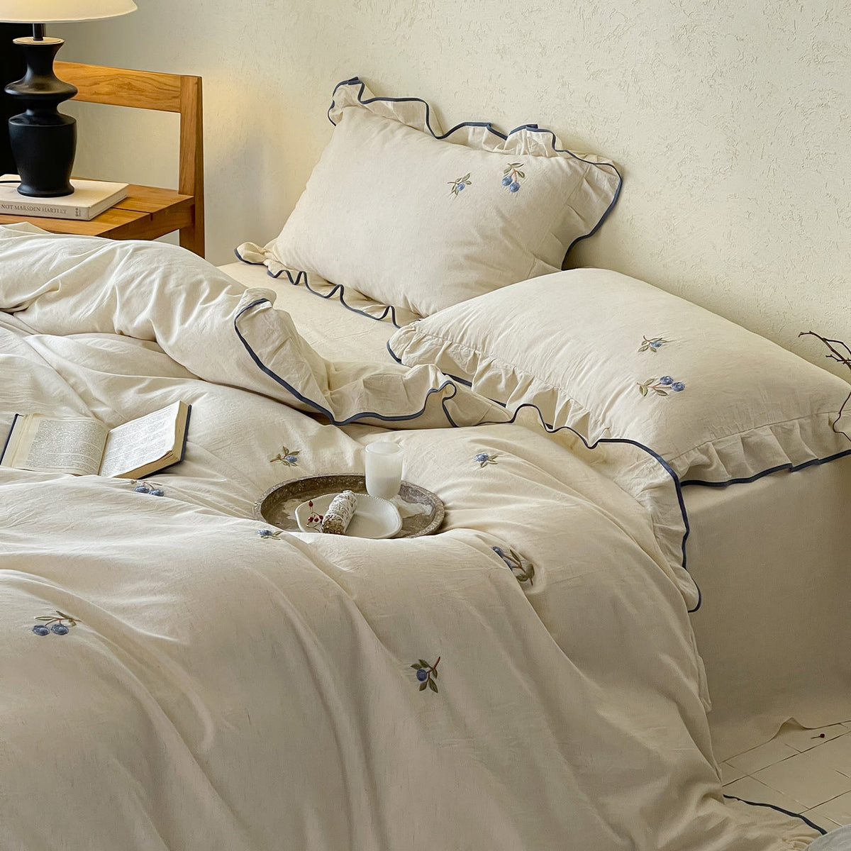 Reversible duvet cover set — product view 1