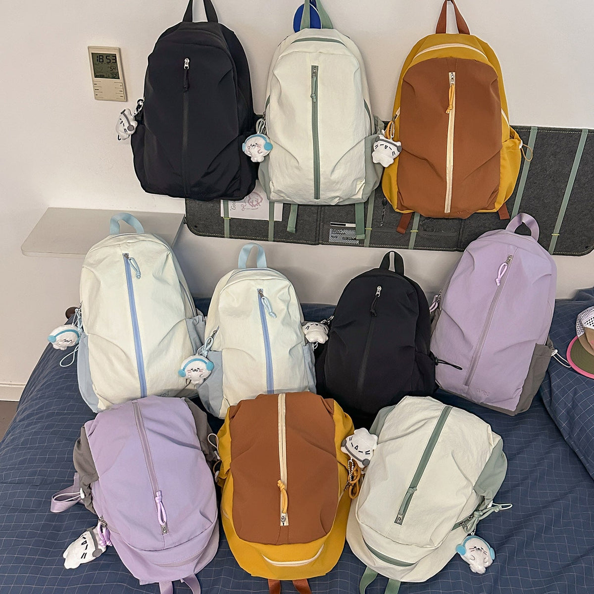 Lightweight Functional Urban Backpack LoungeYard — product view 4