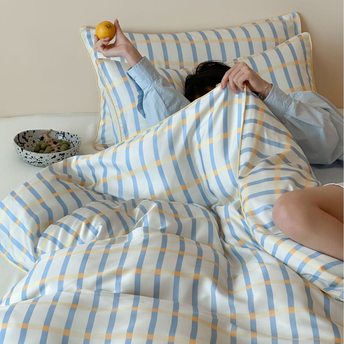 Soft cotton satin bedding with fine check and stripe pattern — product view 1