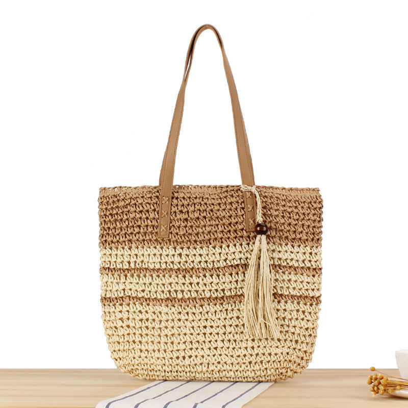 Large beach bag with elegant details LoungeYard — product view 1