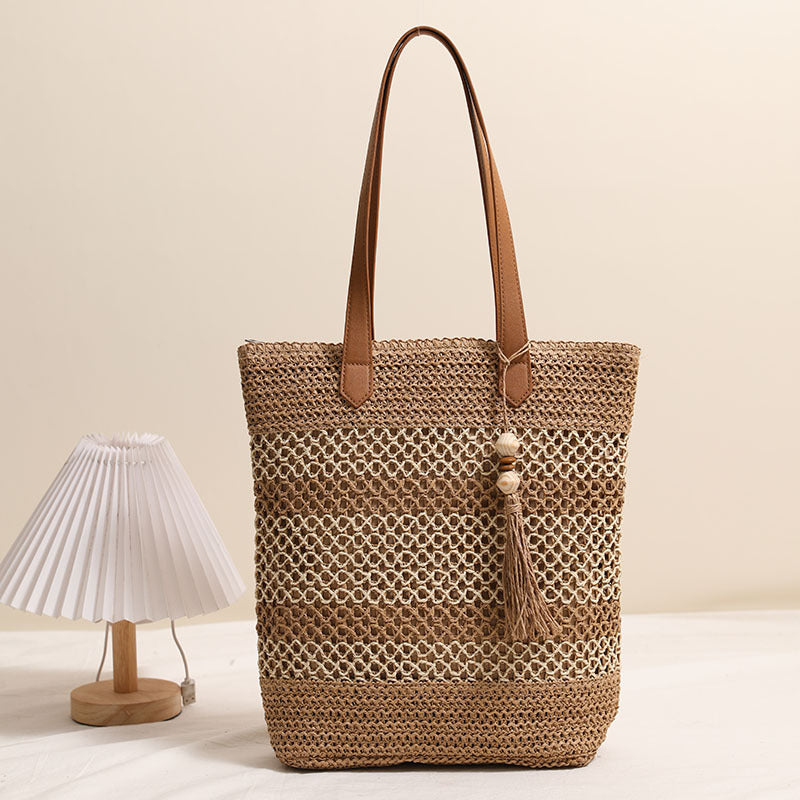 Braided Tote Bag Made From Natural Materials LoungeYard — product view 4