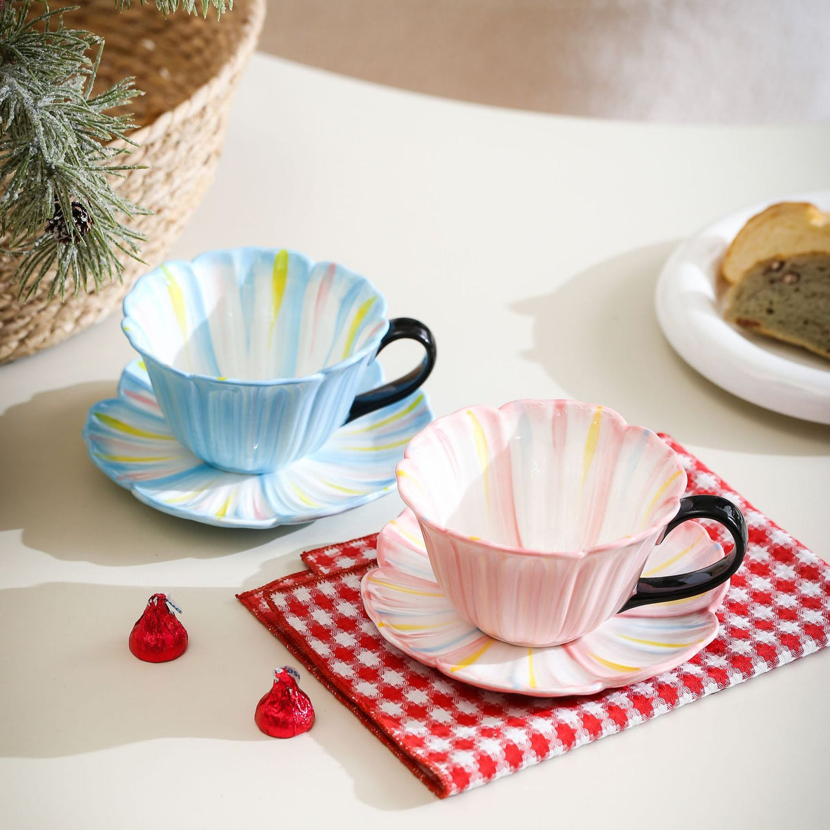 Handcrafted ceramic mug with shell-shaped wave edge and contrasting handle — product view 3