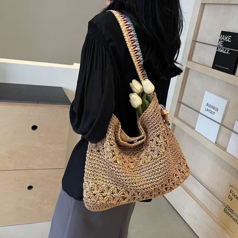 Handcrafted tote bag with colorful shoulder strap LoungeYard — product view 1