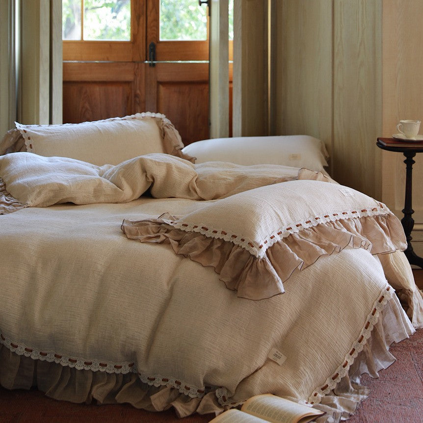 Washed linen duvet cover set with gathered edge and eyelet trim — product view 2