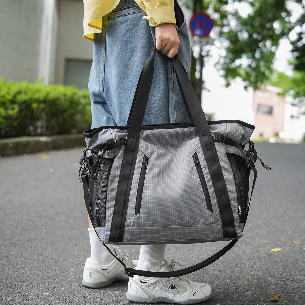 Multi-Functional Outdoor Adventure Tote LoungeYard — product view 2