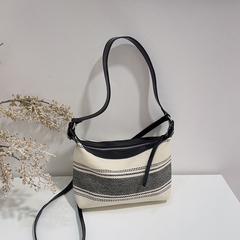 Textured Crossbody Handbag — product view 3