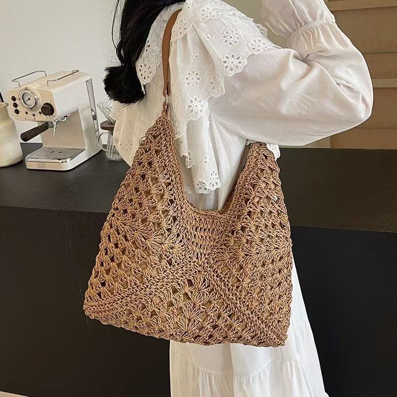 Large Hand-Knotted Shopper LoungeYard — product view 1