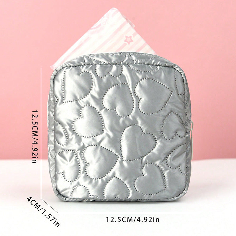 Practical cosmetic bag with heart motif LoungeYard — product view 4