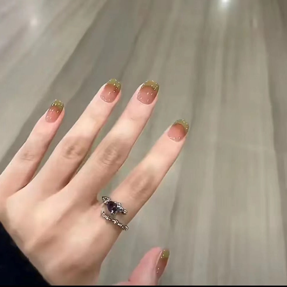 Elegant Gradient Nail Art — product view 3