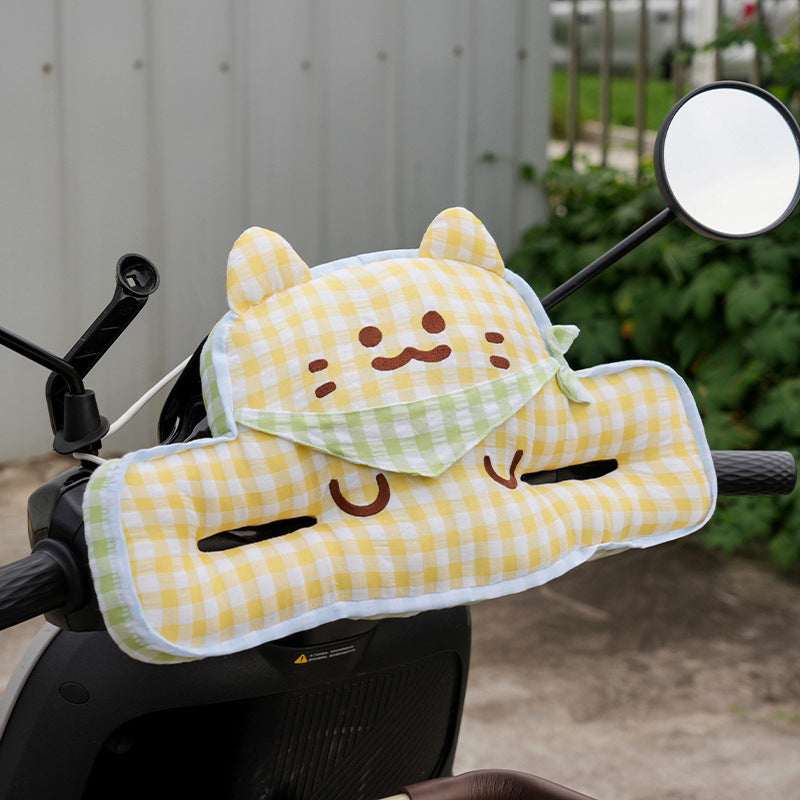 Plush handlebar warmers for scooters with cute cat design and grip slots — product view 5
