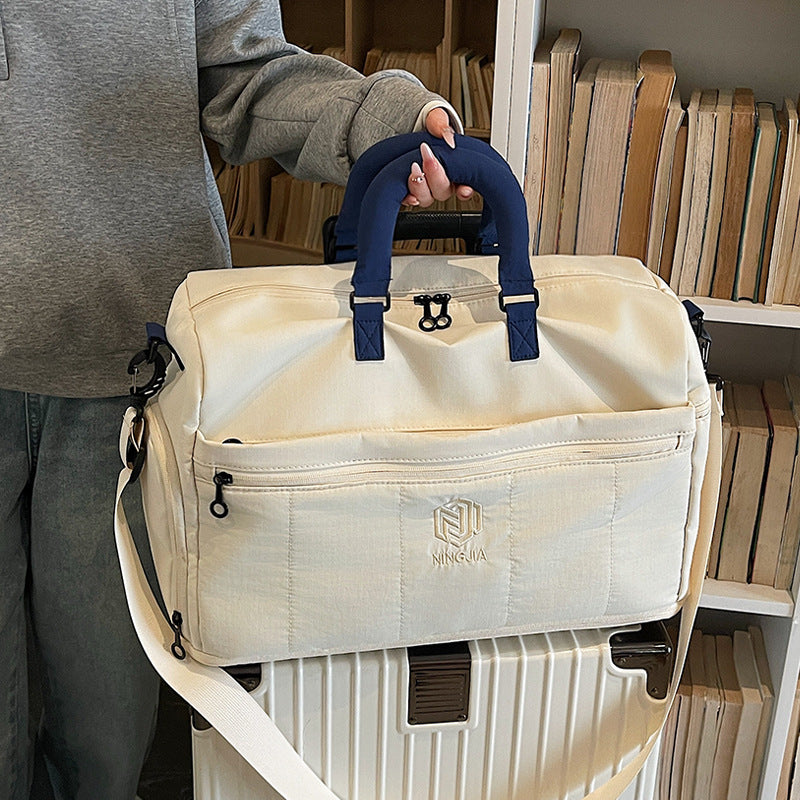 Stylish Multi-Functional Overnight Duffle Bag — product view 4
