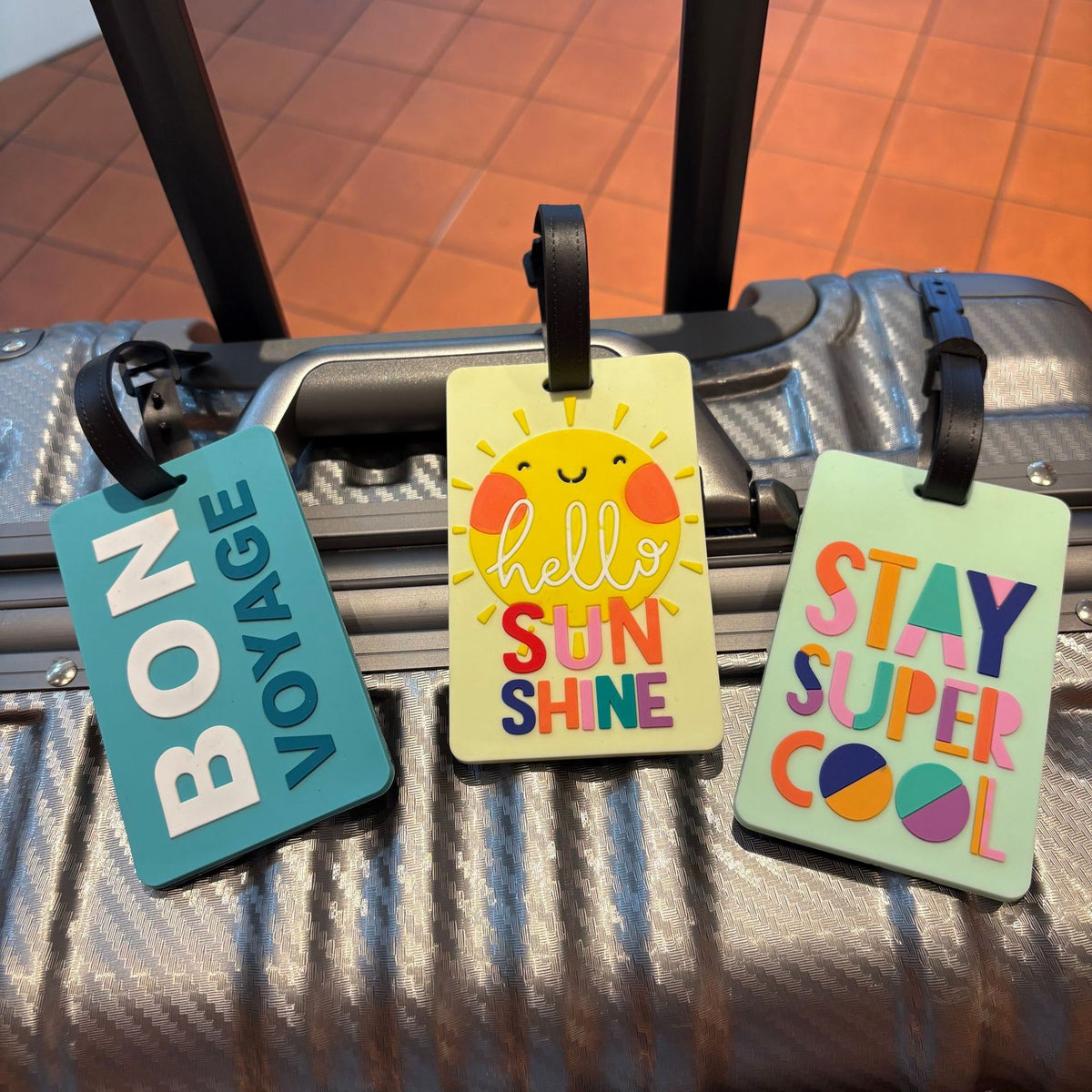 Stylish Silicone Travel Luggage Tag LoungeYard — product view 2