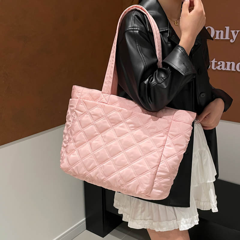 Insulated Quilted Tote Bag — product view 6