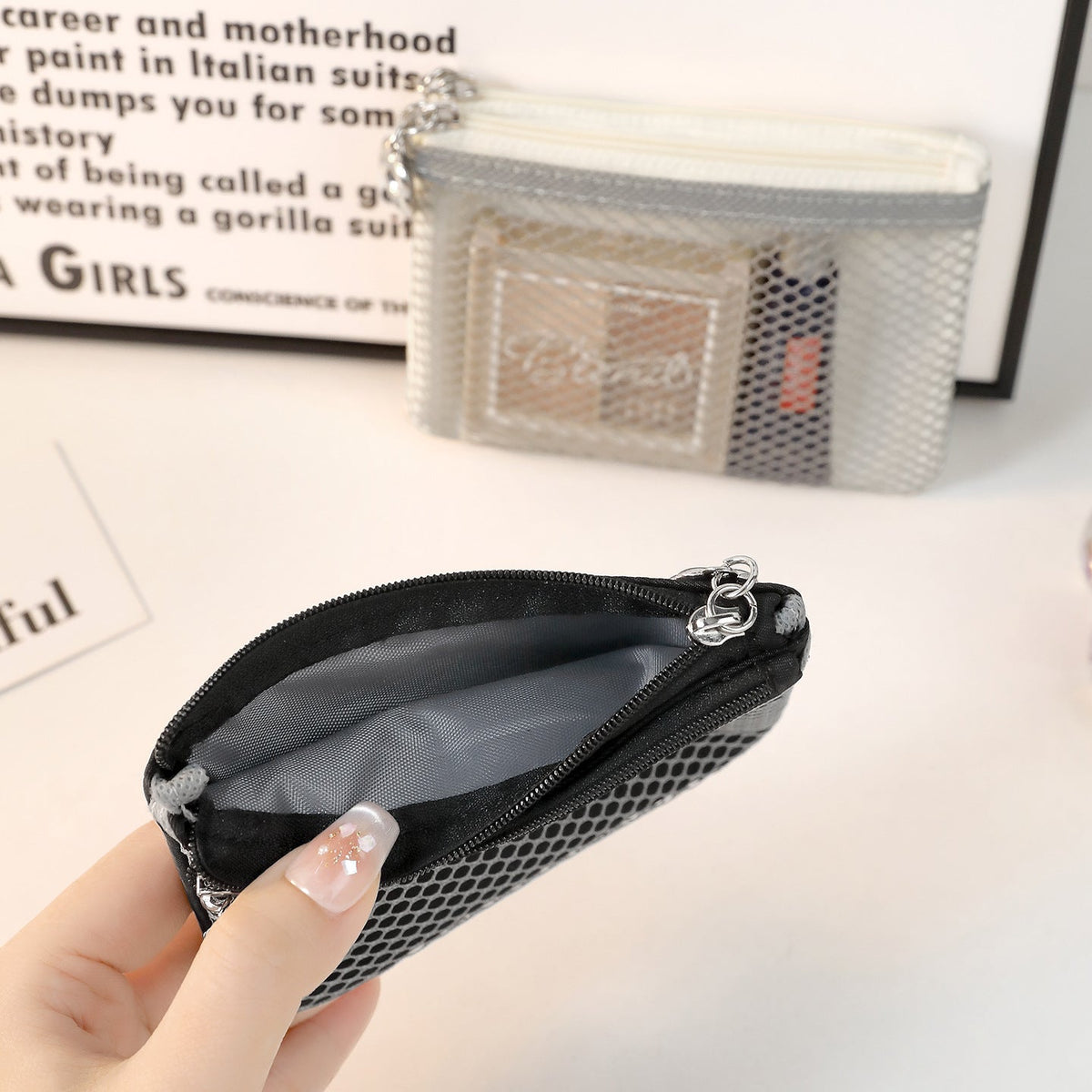 Stylish Mesh Zip Pouch — product view 4