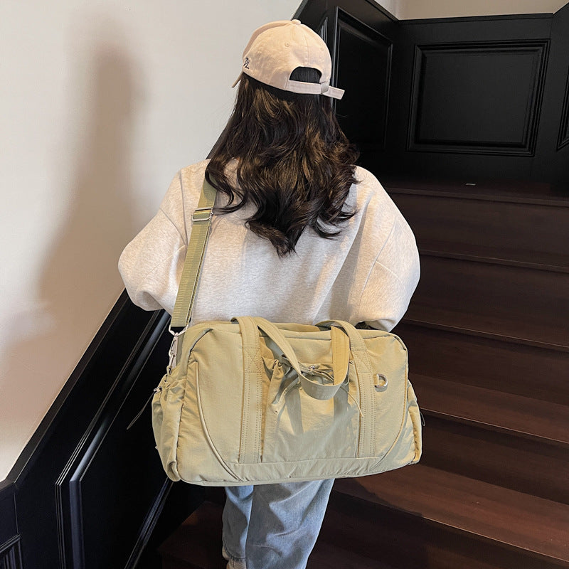 Stylish Versatile Gym Duffel Bag — product view 4