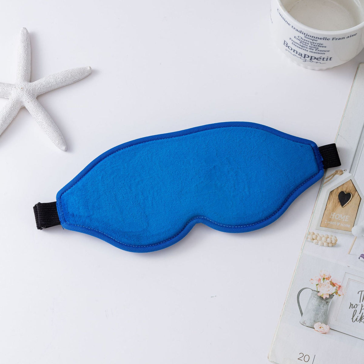 Unisex ergonomic sleep mask with three-dimensional contour and adjustable rubber band LoungeYard — product view 4