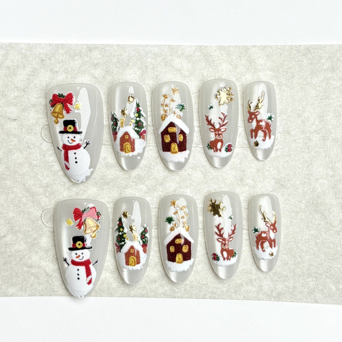 Festive Holiday-Themed Press-On Nail Set — product view 3