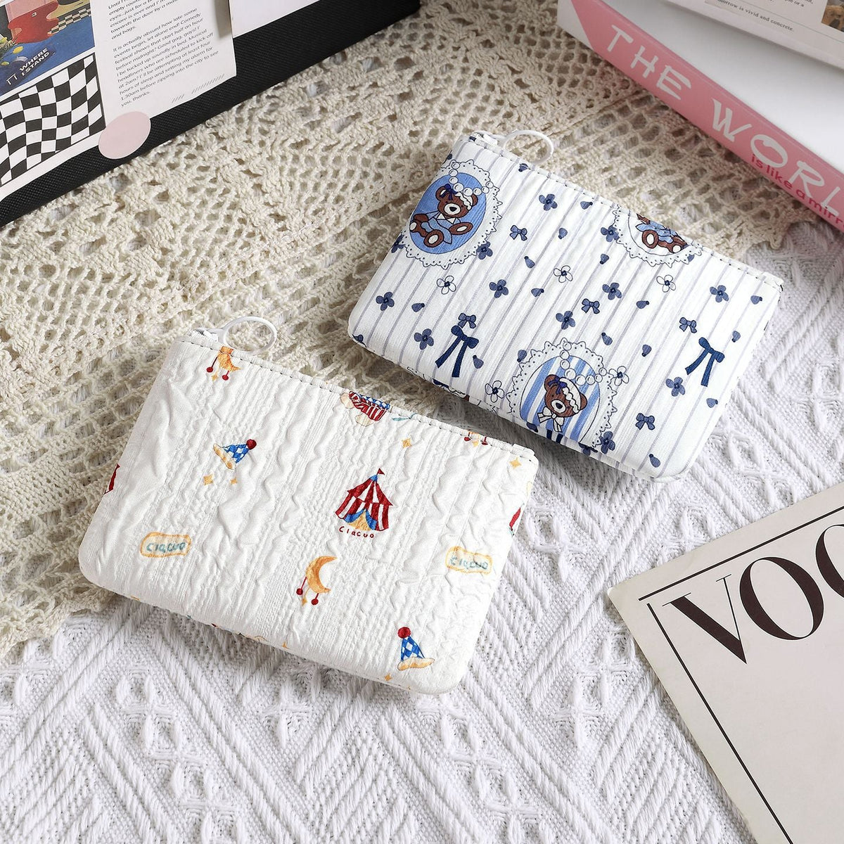Stylish Patterned Pouch — product view 4