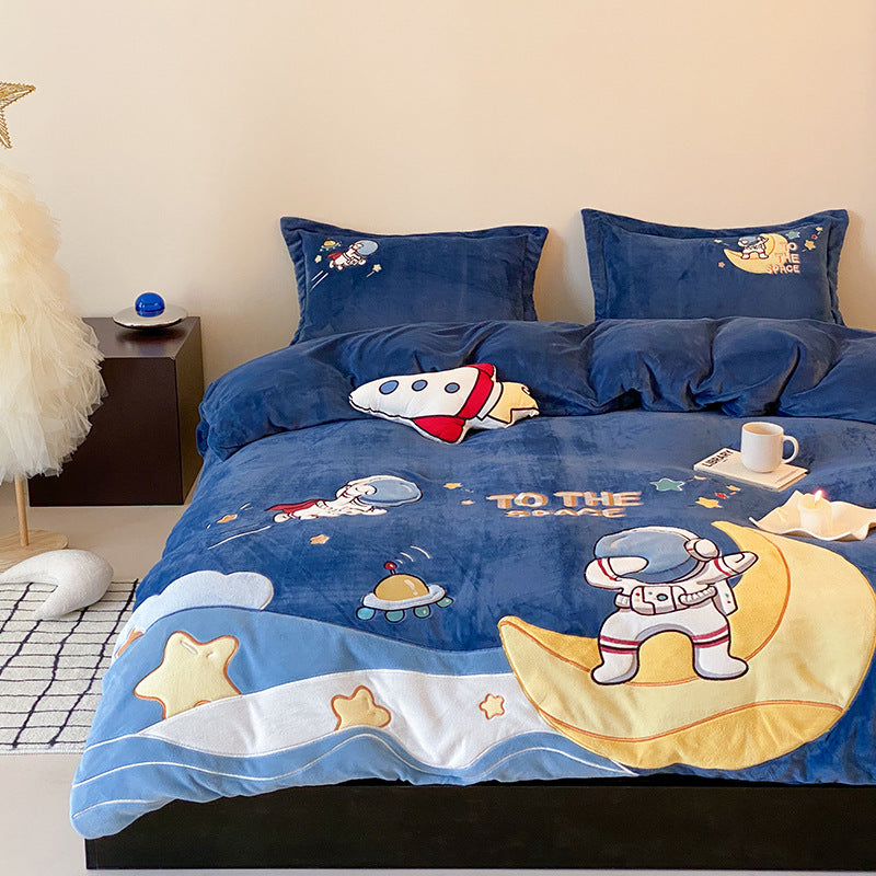 Children's bedding set with cute cheese appliqués made of soft cotton flannel — product view 3