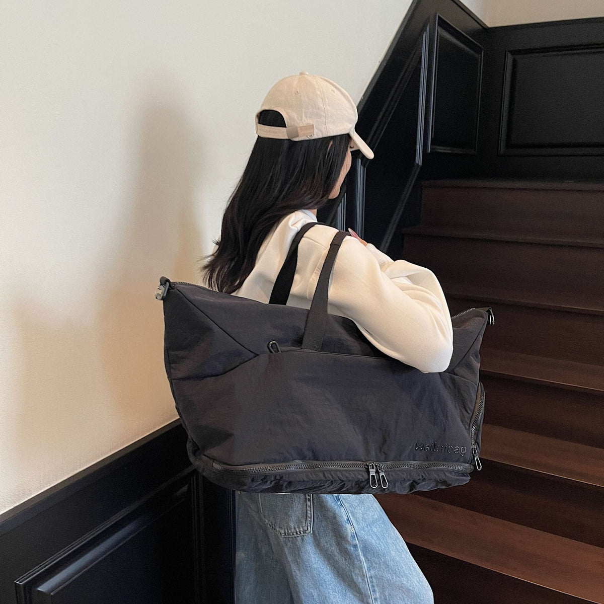 Versatile Functional Travel Duffel Bag LoungeYard — product view 1
