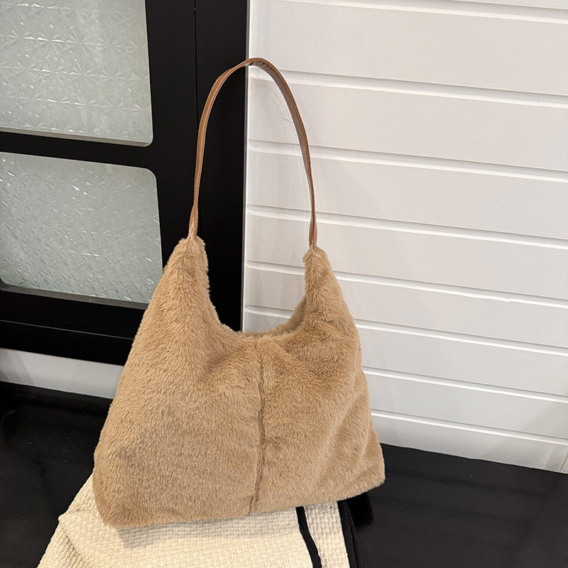 Luxurious Faux Fur Slouchy Shoulder Bag — product view 5