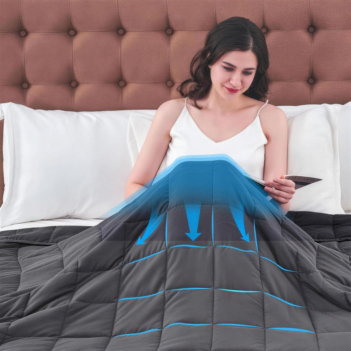 Multi-Season Quilted Blanket LoungeYard — product view 3
