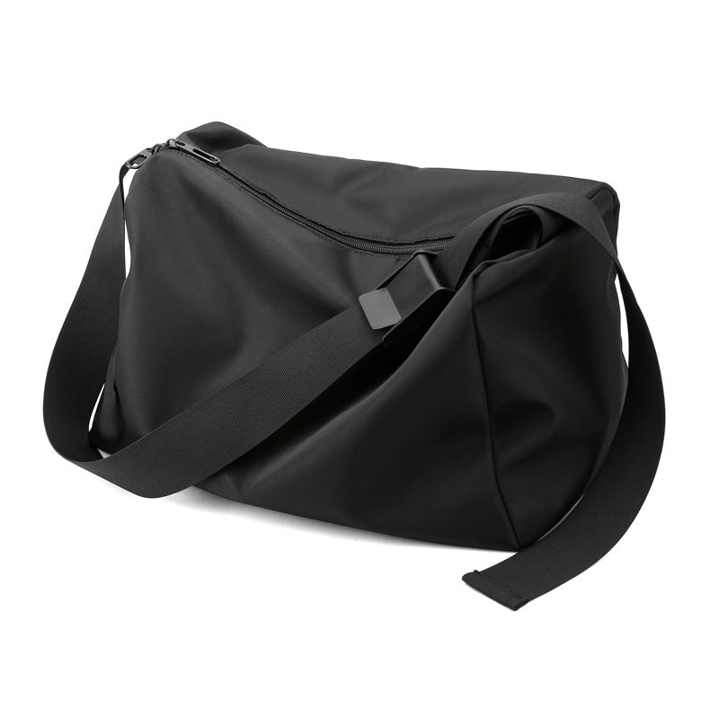 Practical travel bag with waterproof surface LoungeYard — product view 3