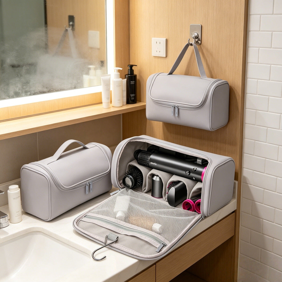 Multifunctional Cosmetic Bag LoungeYard — product view 2