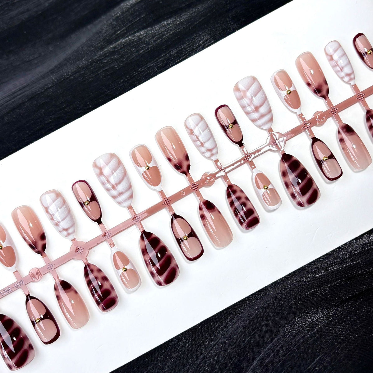 Creative Press-On Nail Art Set — product view 6