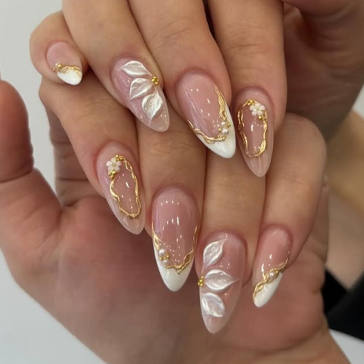 Premium Artistic Press-On Nail Set — product view 3