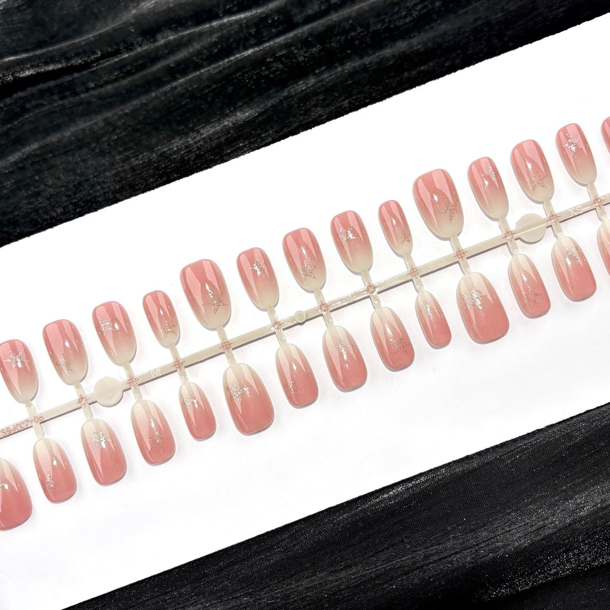 Elegant Ombre Glitter Press-On Nail Set — product view 3