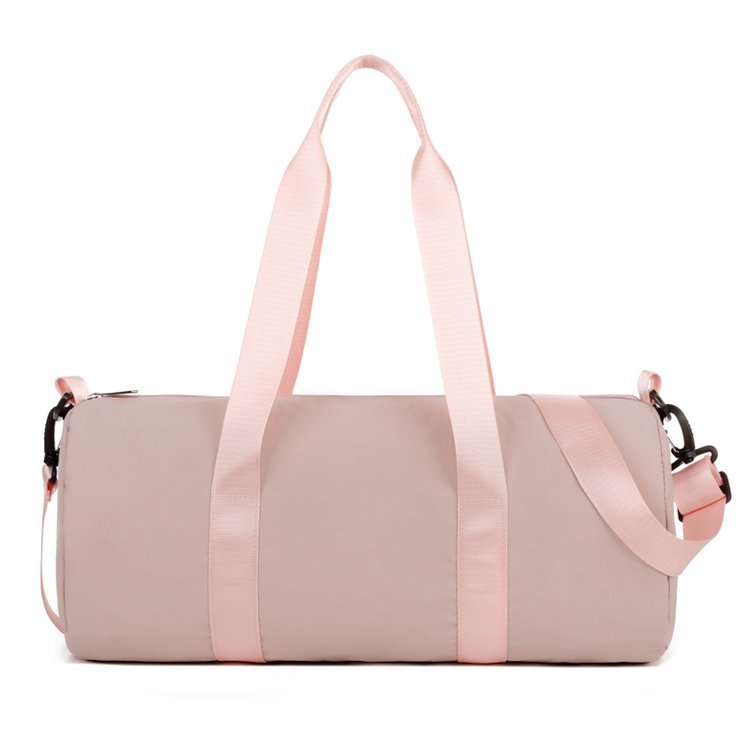 Sporty duffel bag with durable material and adjustable shoulder strap LoungeYard — product view 4