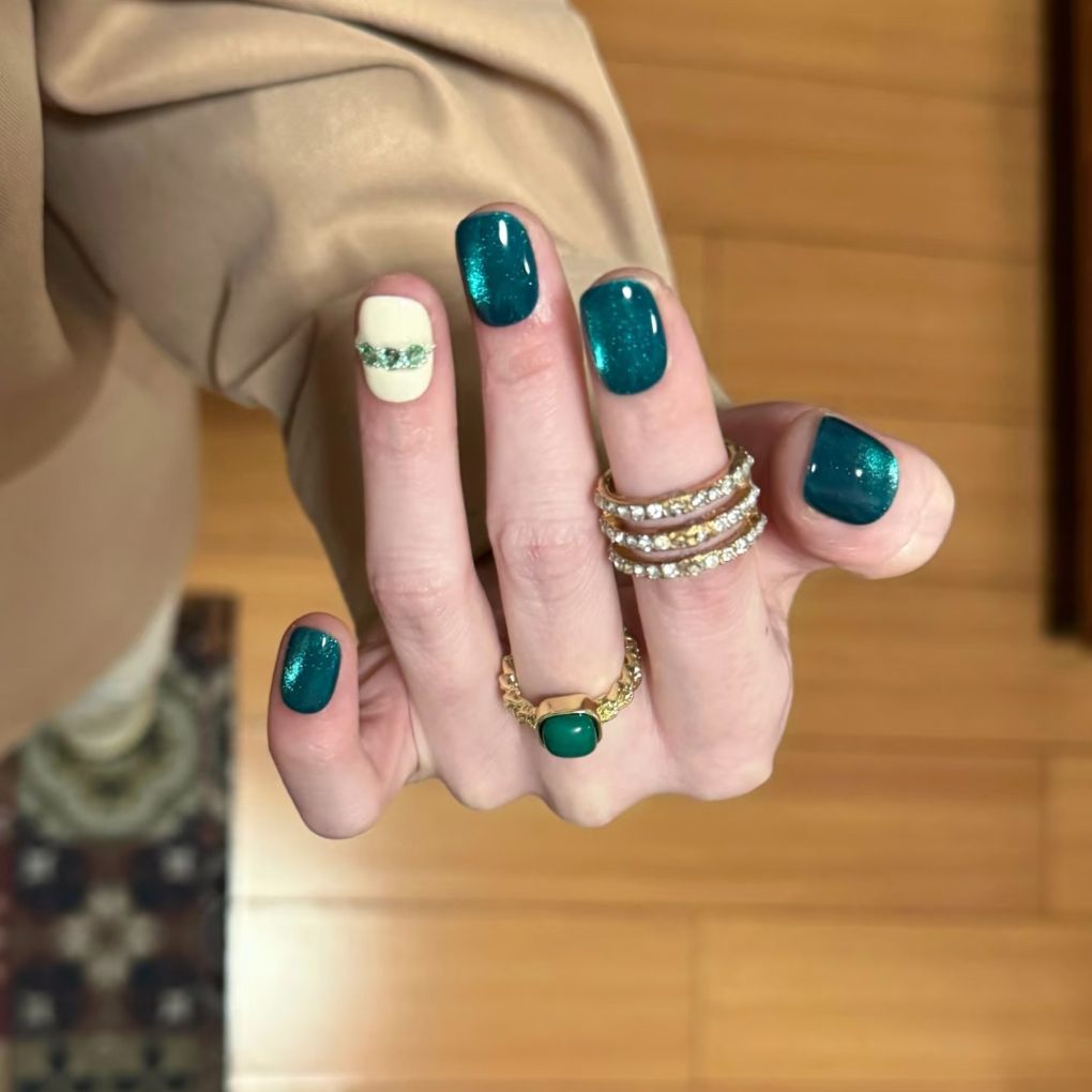 Premium Glossy Nail Art Extensions — product view 2