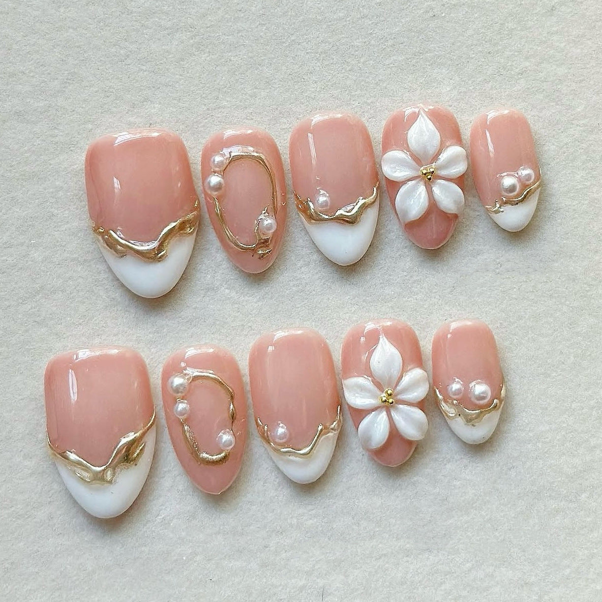 Artistic Decorative Press-On Nails — product view 1
