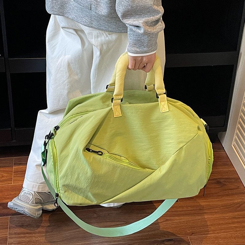 Versatile Elegant Travel Duffel Bag LoungeYard — product view 3