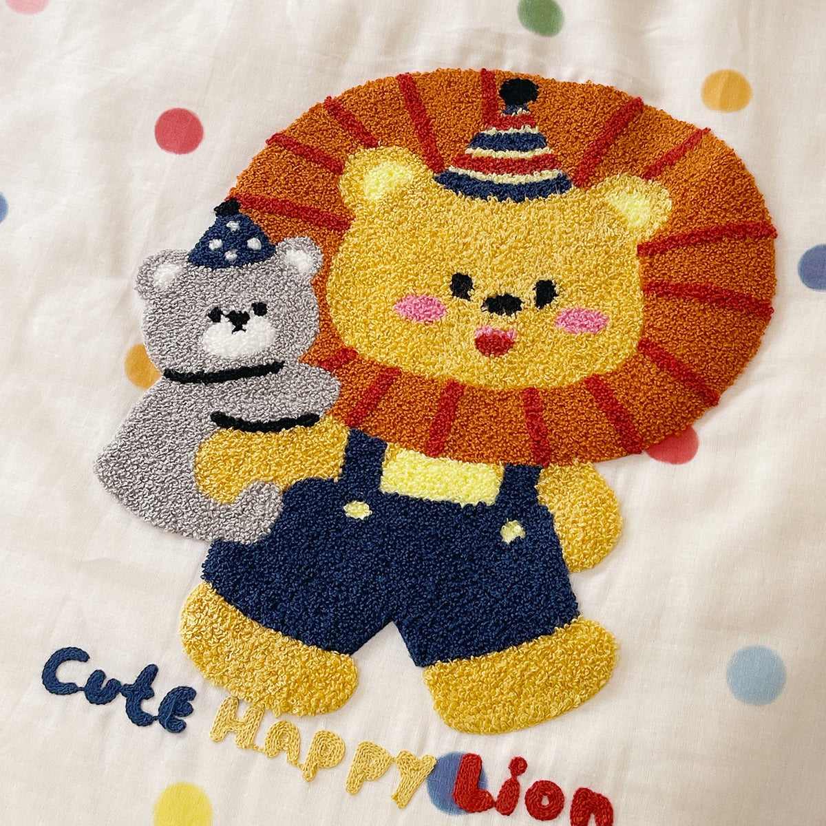 Women's cuddly blanket with cute bear design LoungeYard — product view 4