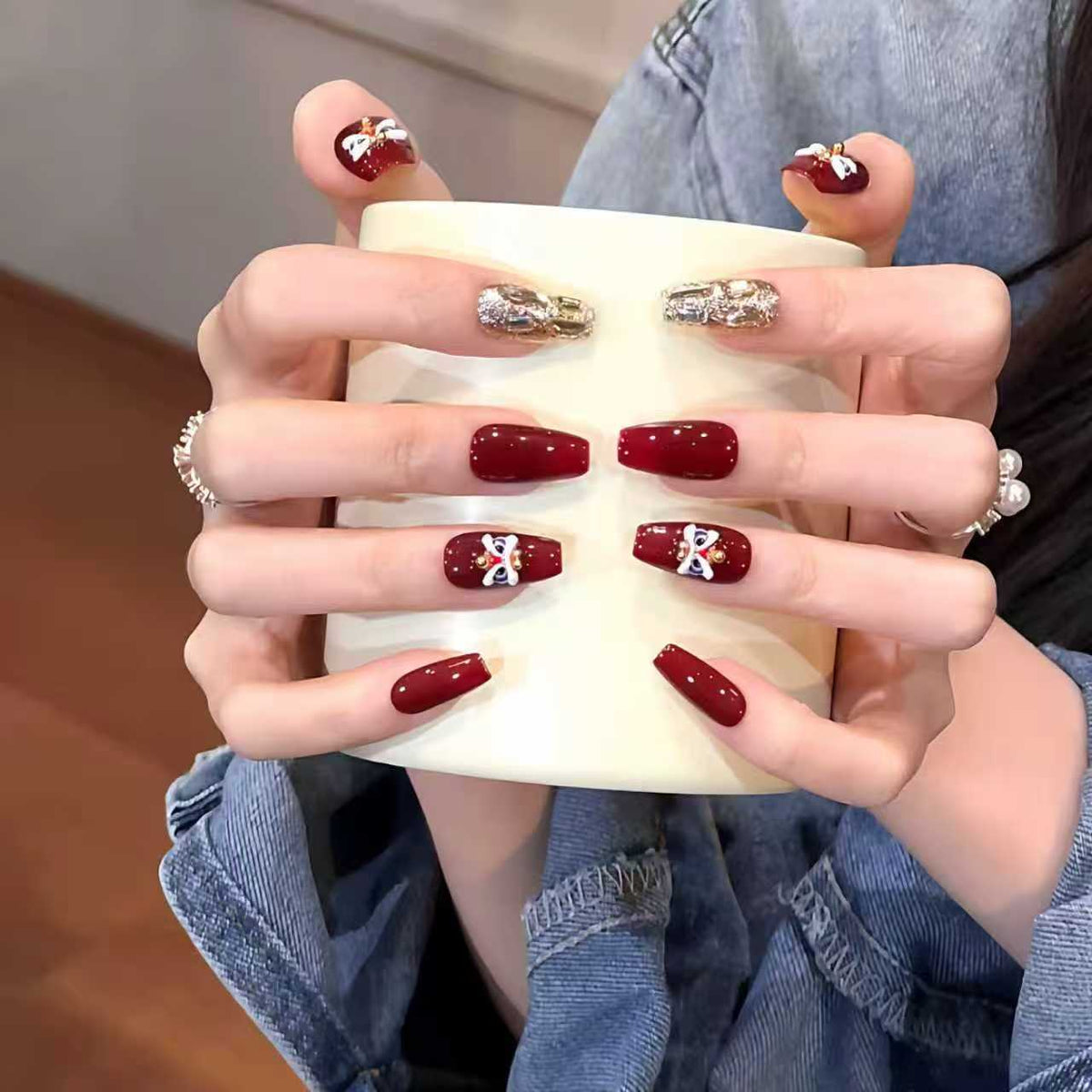 Decoratively Designed Press-On Nail Extensions — product view 1