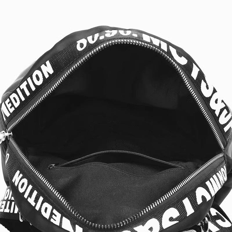 Minimalist Backpack LoungeYard — product view 2