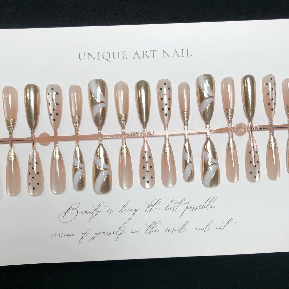 Elegant Press-On Nail Art Set 1790745450 — product view 2