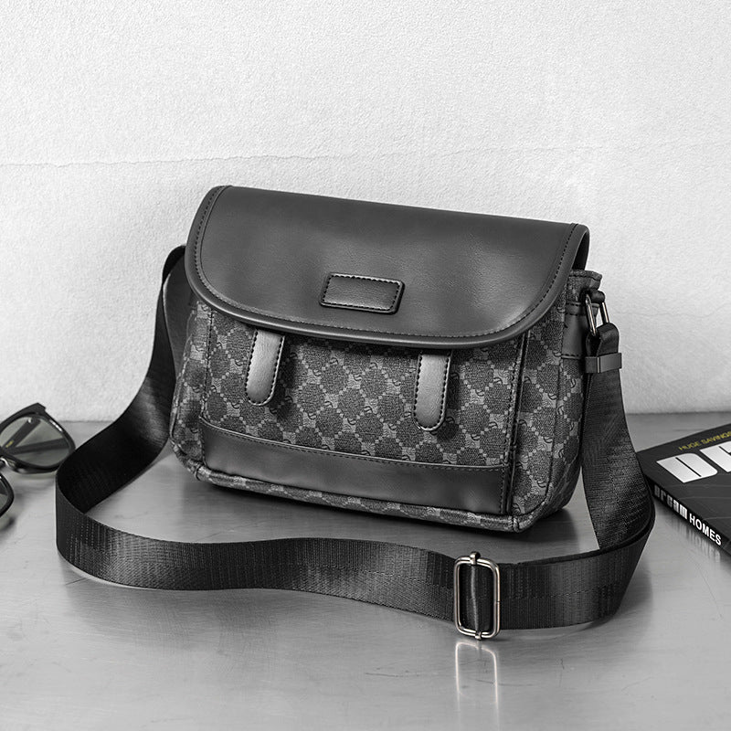 Stylish shoulder bag with multiple compartments LoungeYard — product view 1