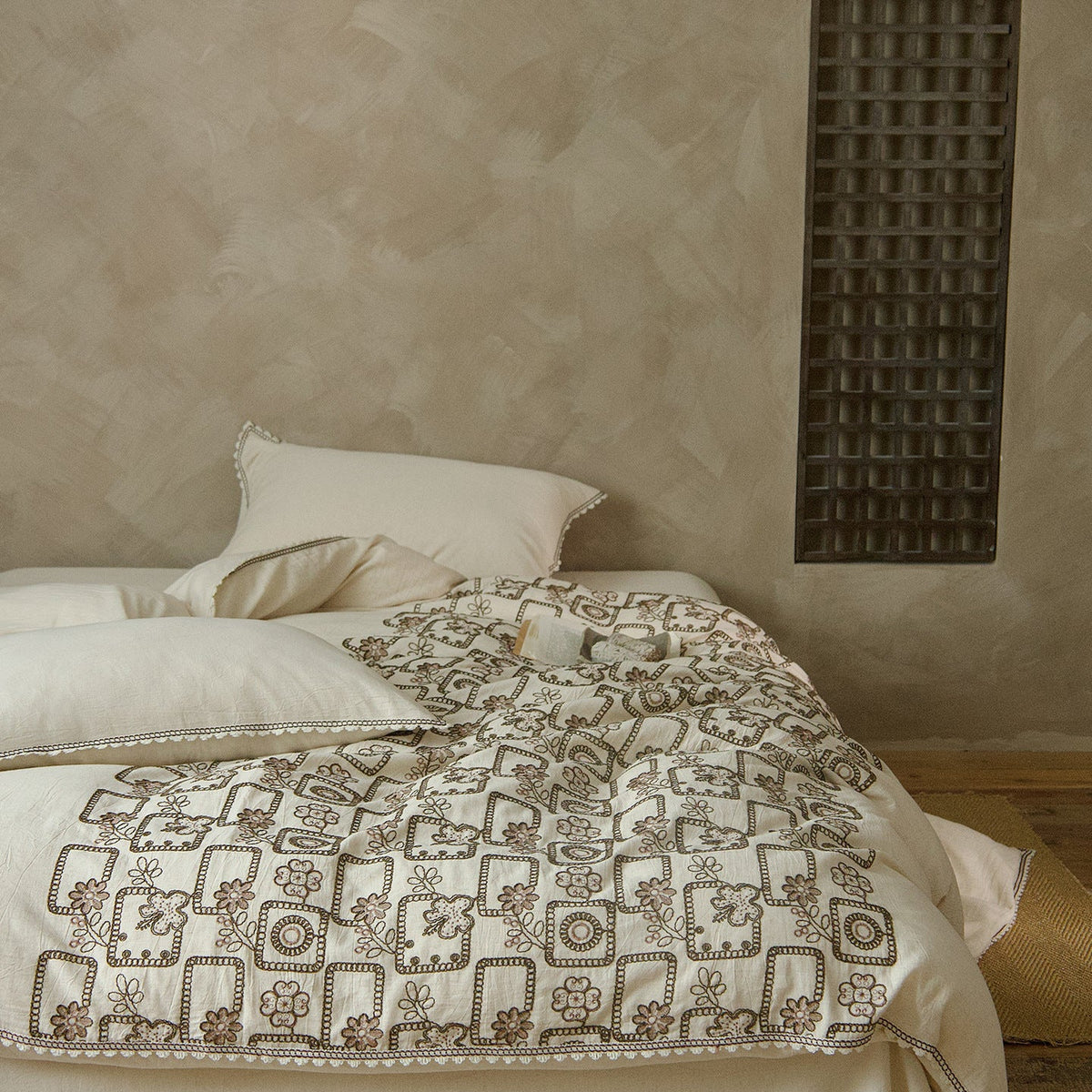 Premium cotton bedding set with woven ethnic overlay and fringes — product view 3