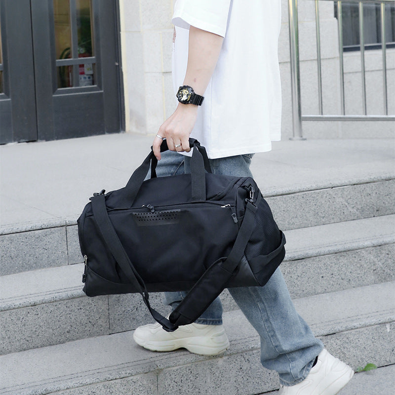 Sporty Travel Bag LoungeYard — product view 1