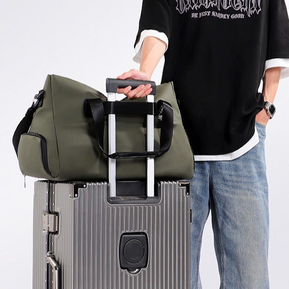 Multi-Purpose Waterproof Sports Duffle Bag LoungeYard — product view 4