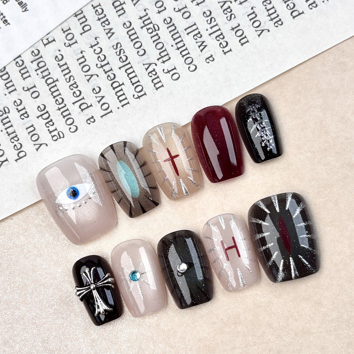 Artistic Themed Nail Art Press-On Set — product view 4