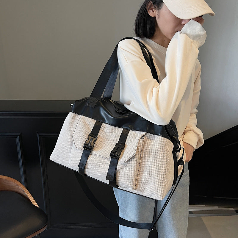 Practical Multifunctional Duffel Bag with Sturdy Design and Intelligent Compartment Layout LoungeYard — product view 4