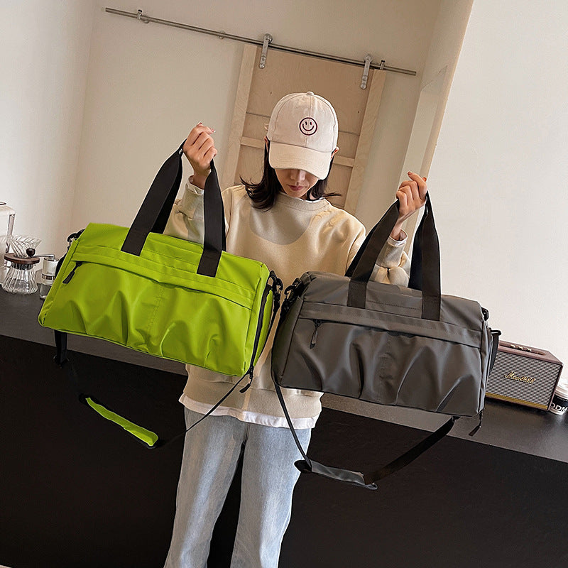 Versatile Utility Gym Duffle LoungeYard — product view 2