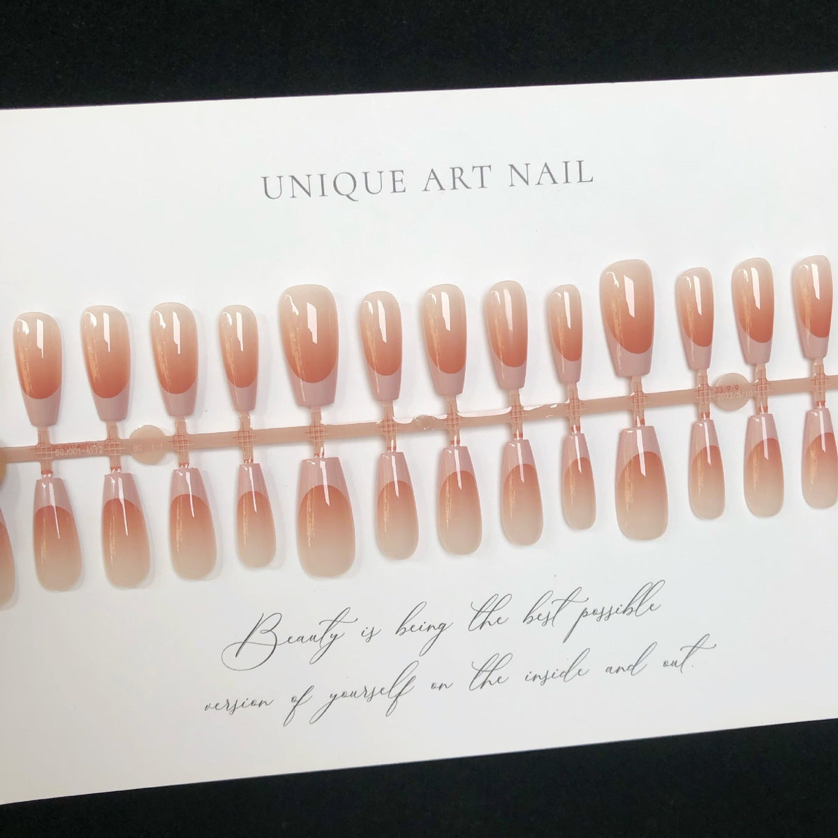 Elegant Press-On Nail Set 1790745710 — product view 2