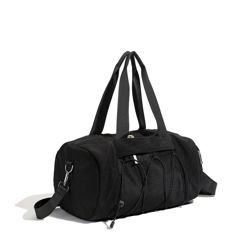 Sports gym bag with innovative compartment design LoungeYard — product view 6
