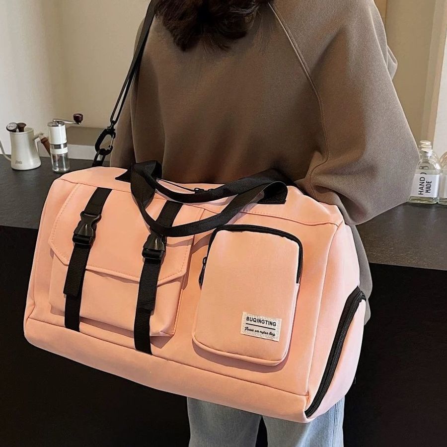 Versatile Carry-On Duffel Bag LoungeYard — product view 3