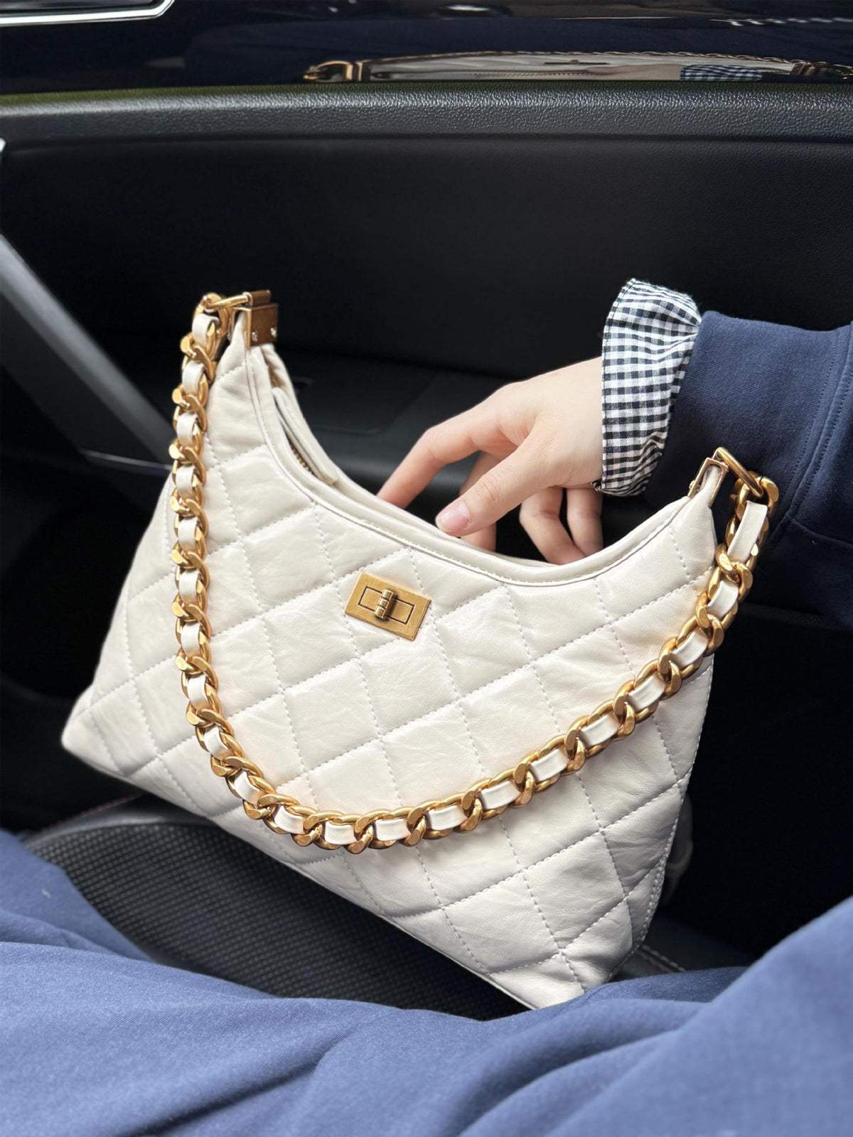 Quilted Chain-Detail Shoulder Bag LoungeYard — product view 6